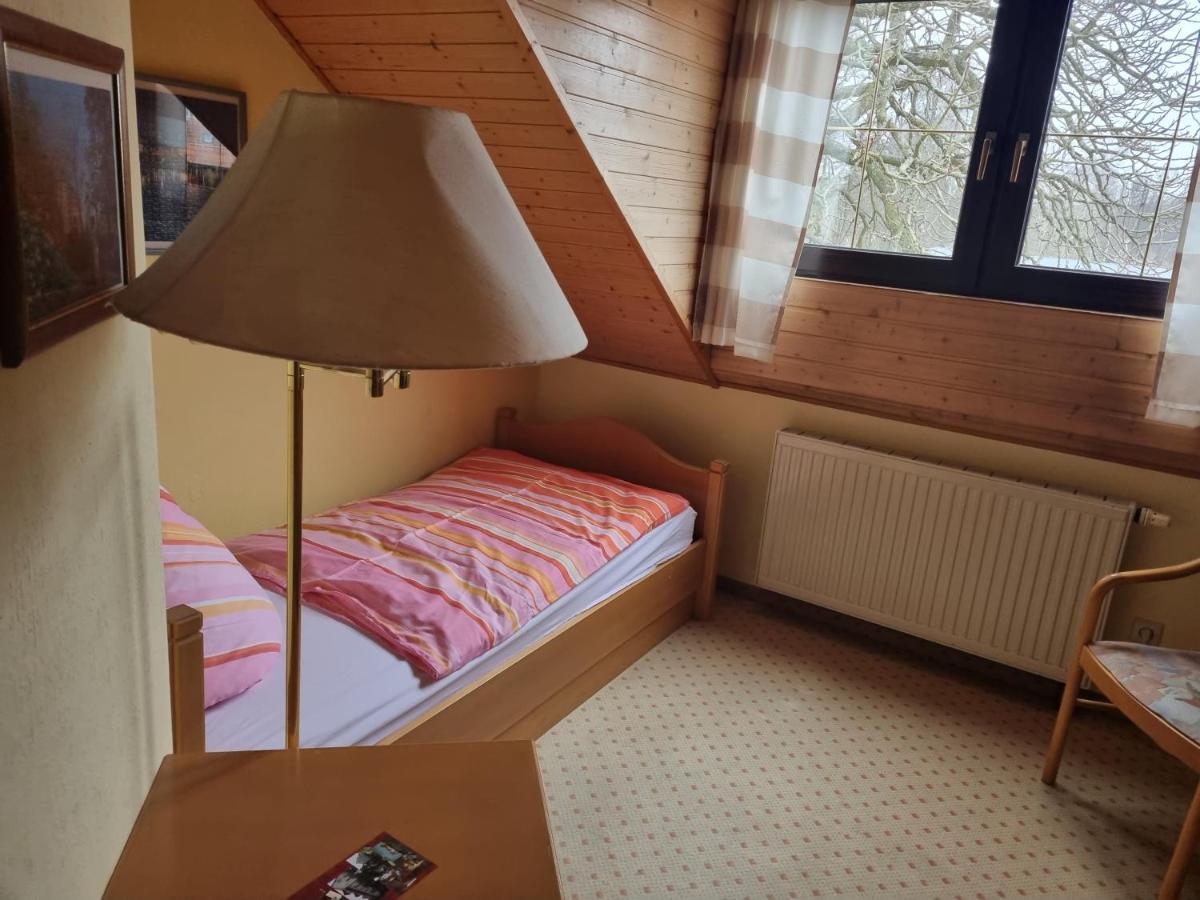 Altes Teichhaus - Pension Ottendorf-Okrilla Eksteriør billede